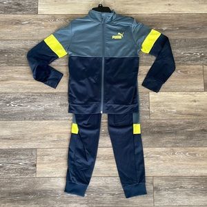 🔴SOLD🔴 Puma Jogging set 2 piece